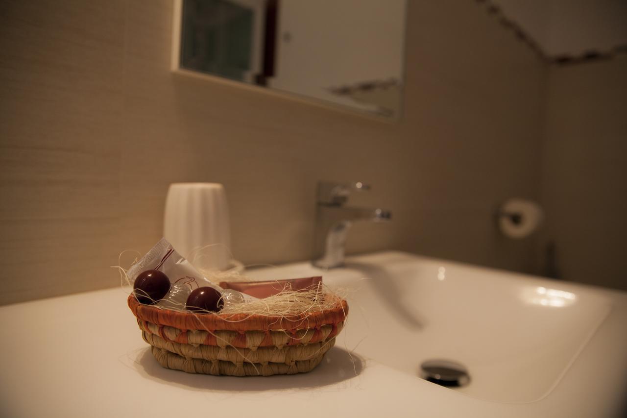 B&B Fiori Di Loto Corigliano d'Otranto Luaran gambar