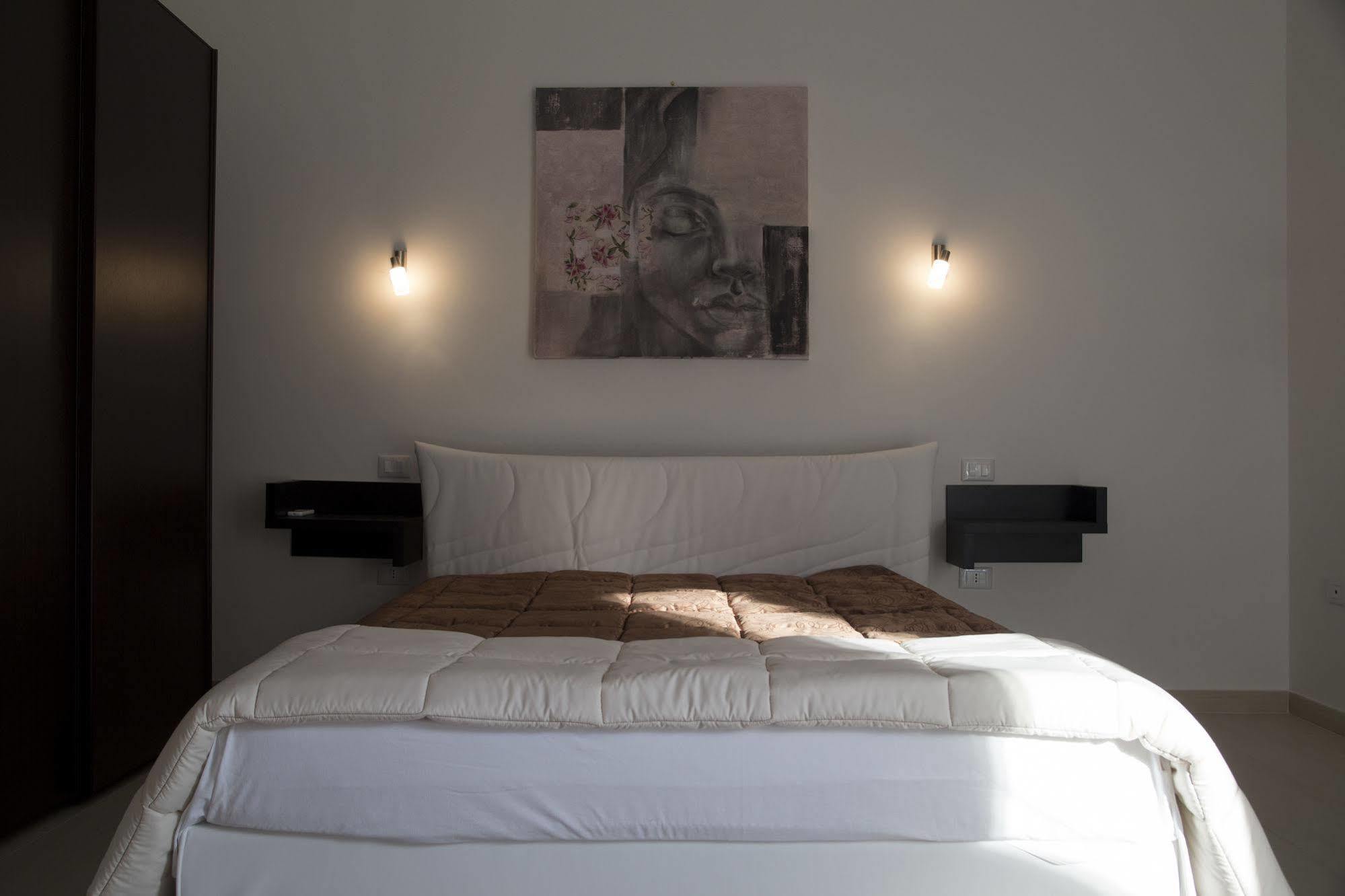 B&B Fiori Di Loto Corigliano d'Otranto Luaran gambar