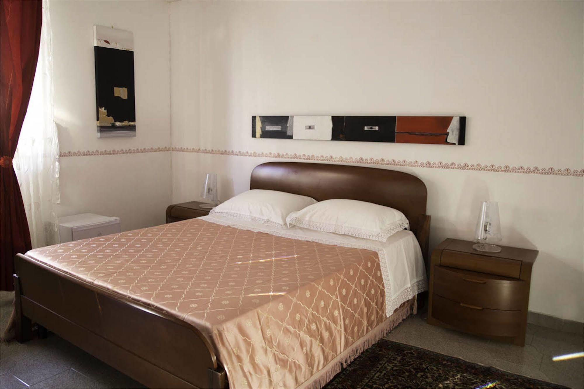 B&B Fiori Di Loto Corigliano d'Otranto Luaran gambar