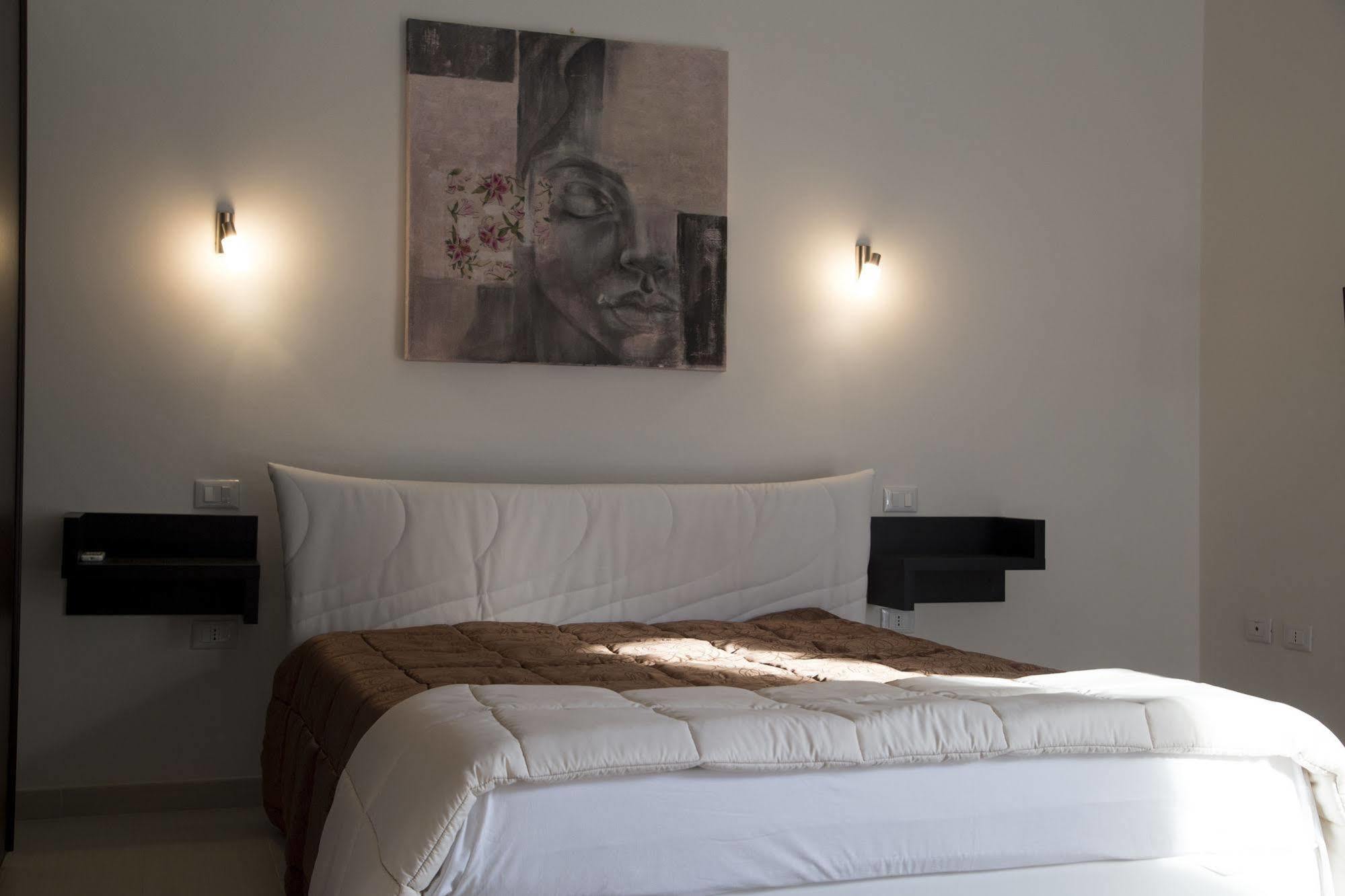 B&B Fiori Di Loto Corigliano d'Otranto Luaran gambar